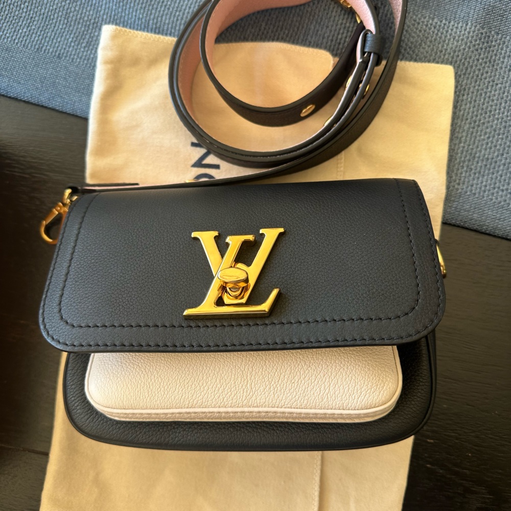 SOLd . Louis Vuitton lockme tender